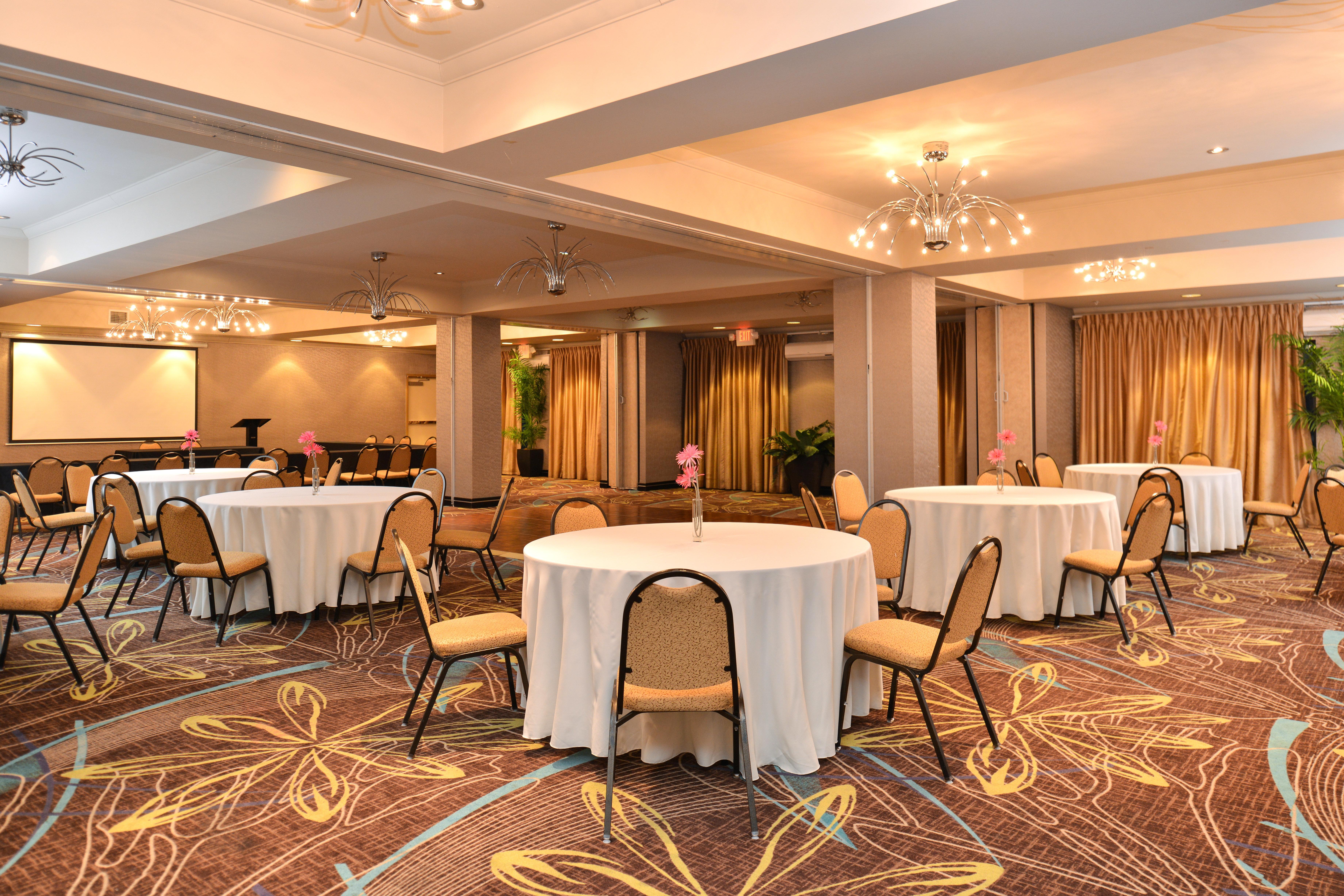 Holiday Inn Express Hotel & Suites Dallas South - Desoto By Ihg Exterior photo