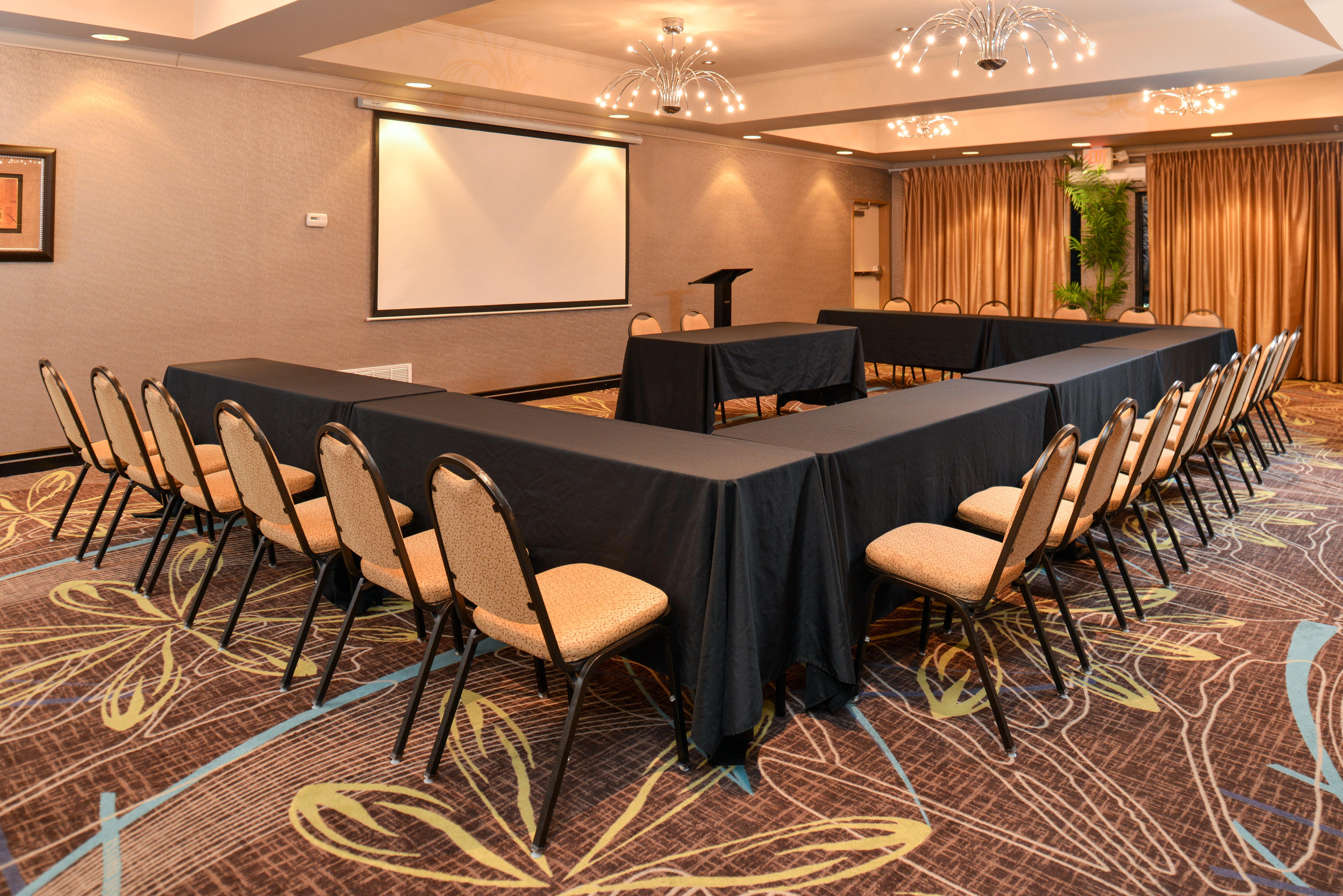 Holiday Inn Express Hotel & Suites Dallas South - Desoto By Ihg Exterior photo